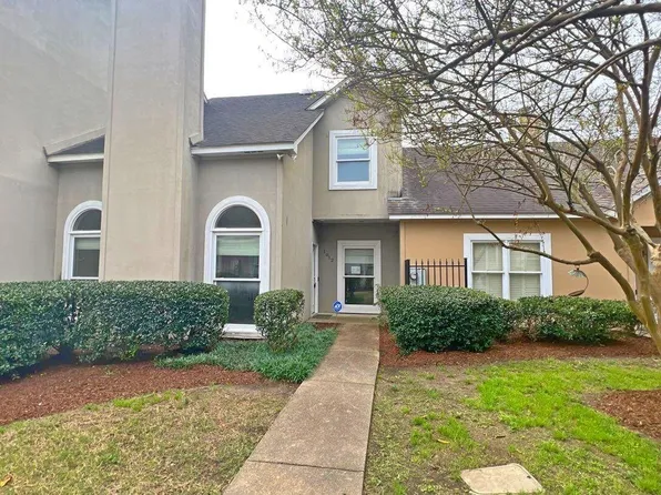 1012 Bayridge Dr, Jackson, MS 39211