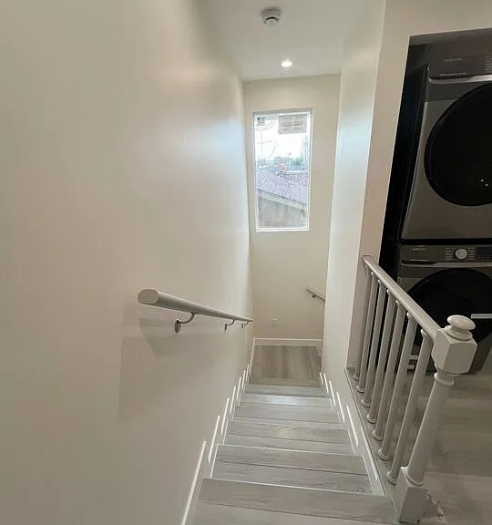 8550 Gloria Ave — Photo 5