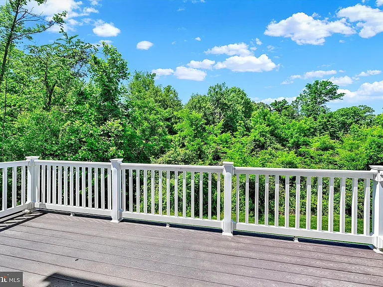10 Laurel Gate Ct — Photo 19
