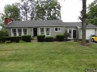 3 Westview Rd, Troy, NY 12182