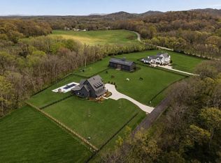 6904 Farm Path Ln, College Grove, TN 37046