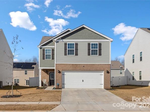 446 Misty Law Ln, Clover, SC 29710