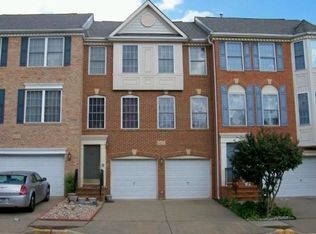 3981 Royal Lytham Dr, Fairfax, VA 22033