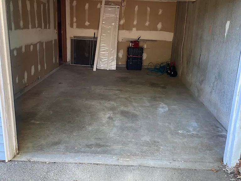 230 Citizens Ave #1 — Photo 5