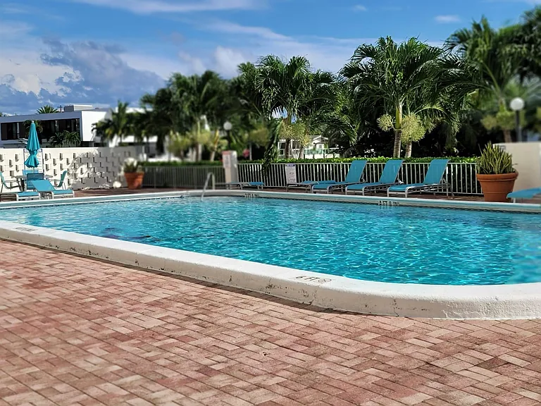 401 Golden Isles Dr #1007 — Photo 43