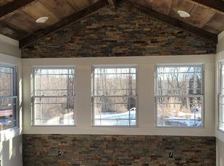 4 Damian Ct, Chester, NY 10918