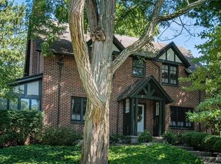 38 Hadley Rd, Oakwood, OH 45419