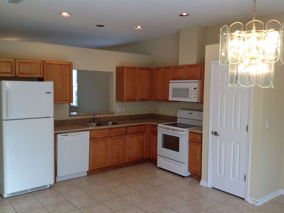 2nd image of 6715 Cambridge Park Dr