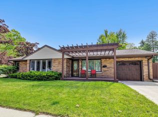 1217 N 23rd St, Manitowoc, WI 54220