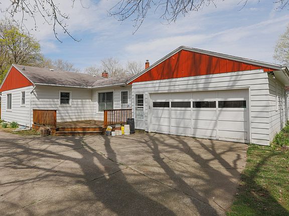 513 N Douglas Ave-120