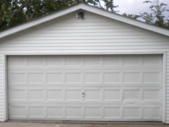 2 Car Detached Garage
