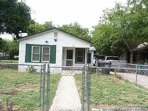 1st image of 947 Chalmers Ave