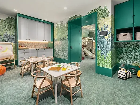 20 River Terrace image 15 of 24