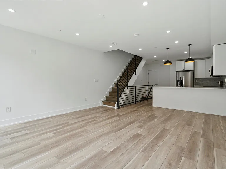 RM Development — Photo 25