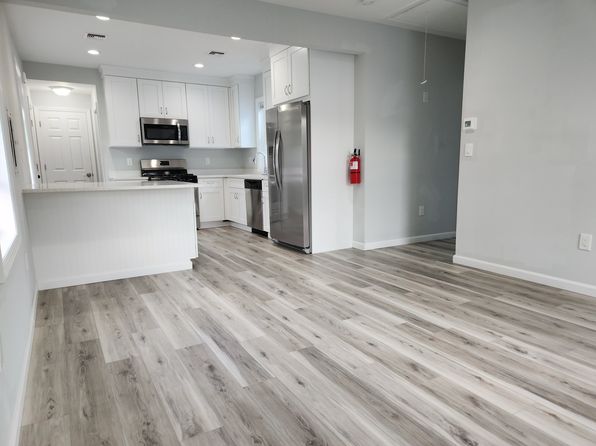 399 Monmouth Ave #401