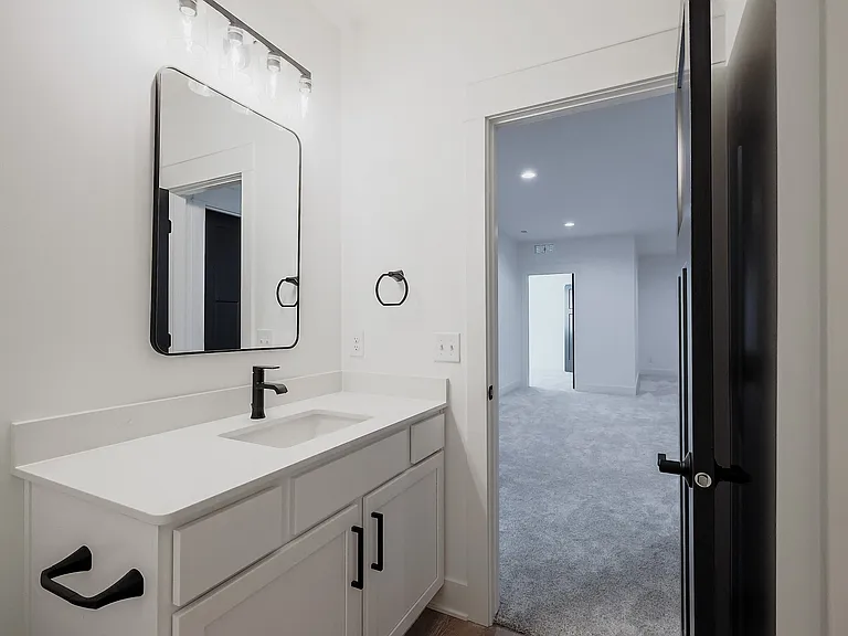 4917 Spire St — Photo 39