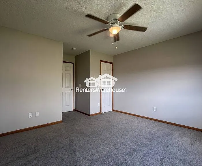 2489 Yellowstone Dr — Photo 15