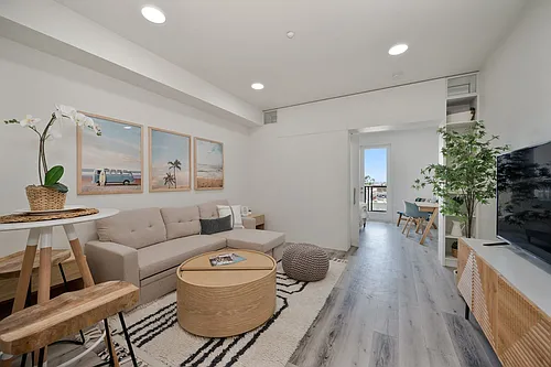 Floor plan 516