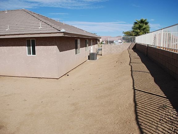 4th image of 57227 Aranza Ct