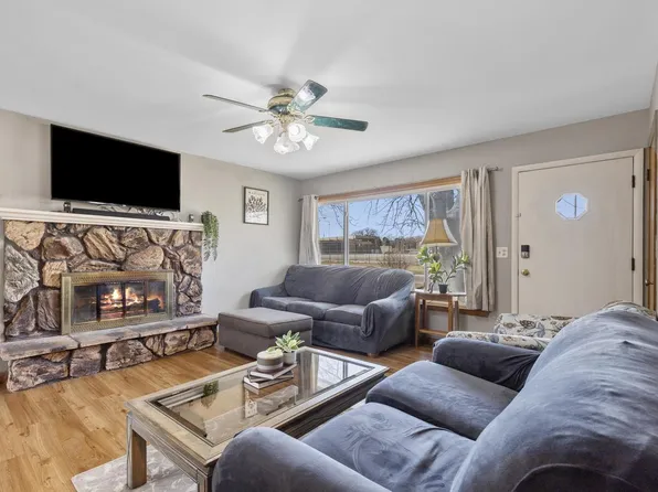 7934 N Edgeworth DRIVE, Milwaukee, WI 53223