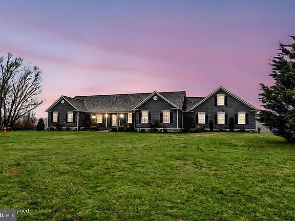 4th image of 3023 Bryants Corner Rd