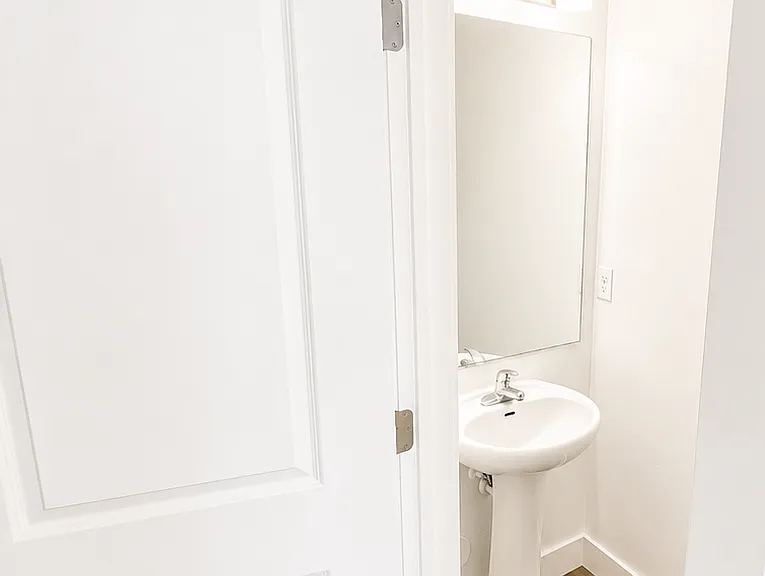 10 S 410 W — Photo 10