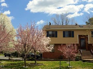 372 19th Ave, Brick, NJ 08724