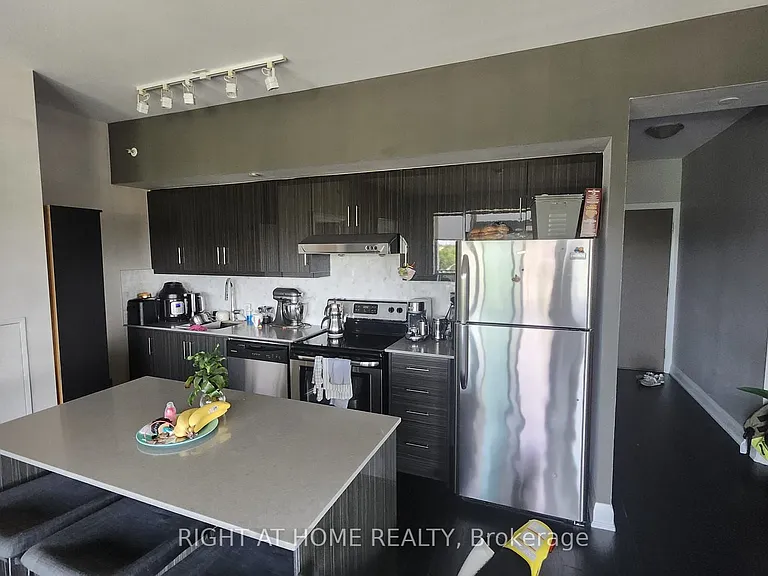160 Vanderhoof Ave #306 — Photo 12