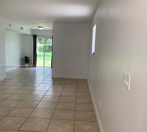 5th image of 1271 SE 29th St #10624