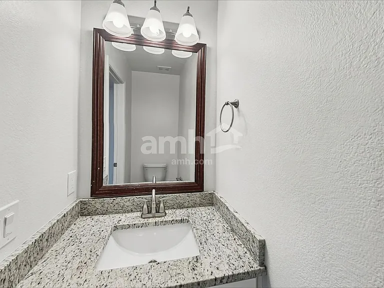 16853 W Fillmore St — Photo 10