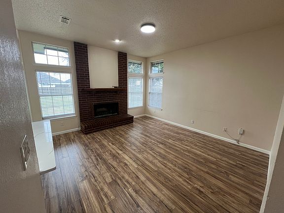 3rd image of 2729 Corley Dr