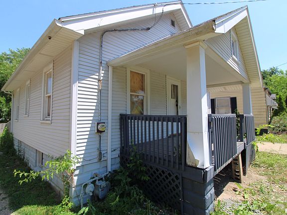 3rd image of 721 E Seneca Pl