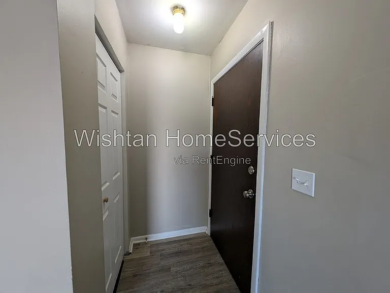 201 Charleston Blvd #1 — Photo 11