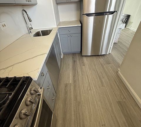 5th image of 61-15 97th St #10E