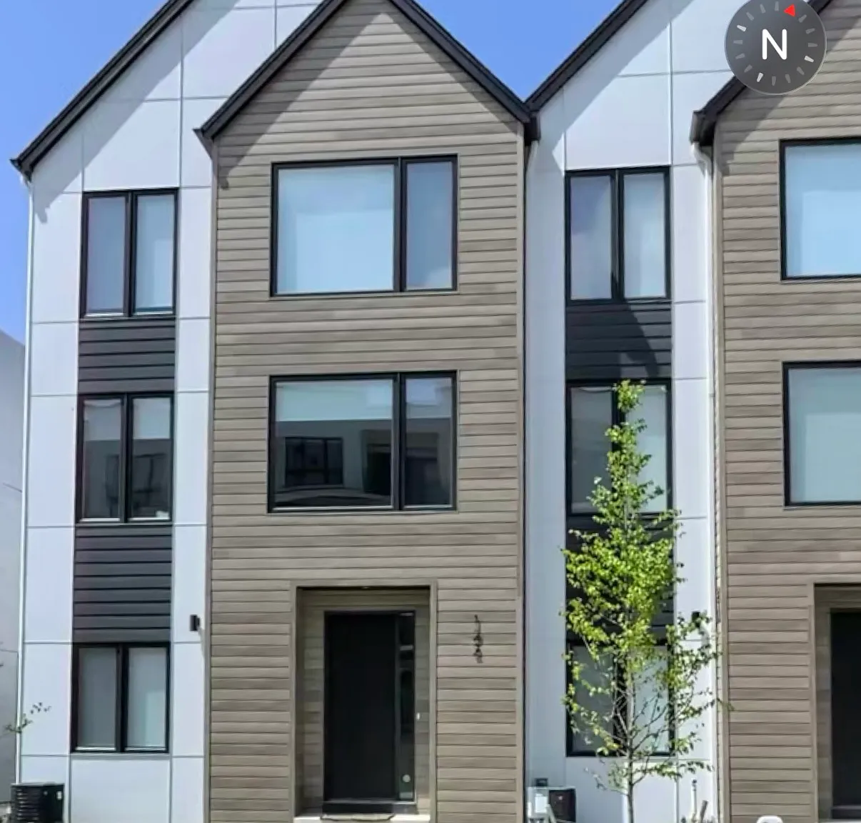 4 bed, 2300 sqft, $3,200 — Photo 1