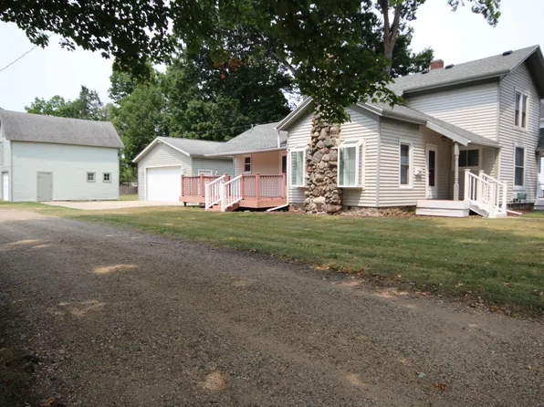 208 S Michigan Ave, Vicksburg, MI 49097