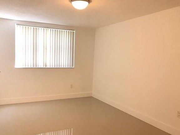 4th image of 8363 Lake Dr APT 205