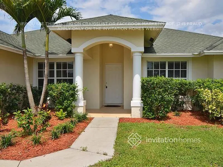 4055 SW McIntosh St — Photo 2