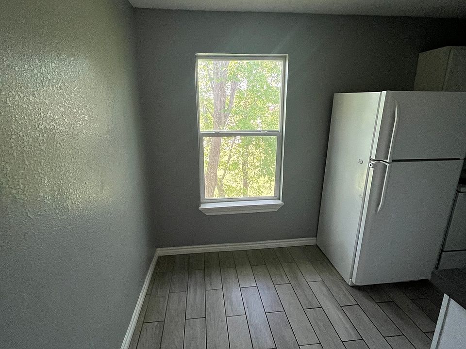 1st image of 536 S 54th St APT 5