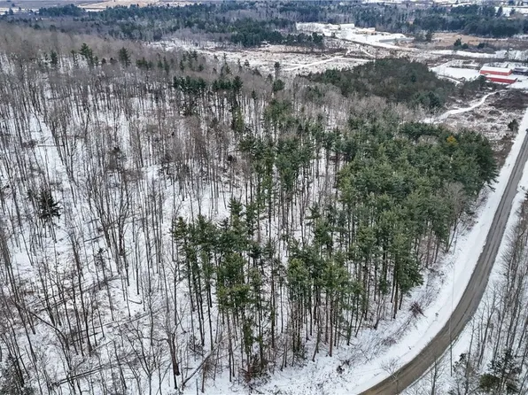 129 Hornbrook Rd, Ithaca, NY 14850