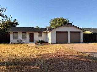 7306 NW Compass Dr, Lawton, OK 73505