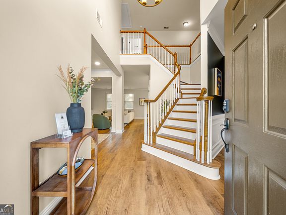 2nd image of 4331 Oakdale Vinings Cir SE