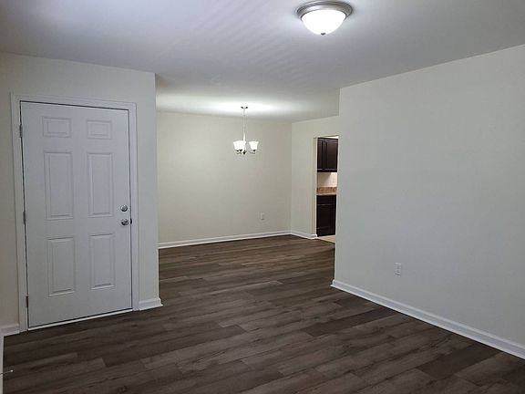 5th image of 6032B Brookwood Dr