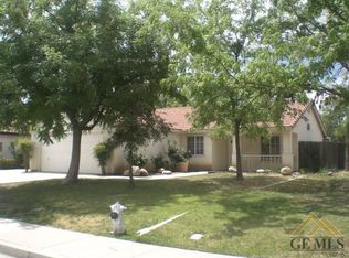 5815 Canoe Ct, Bakersfield, CA 93312