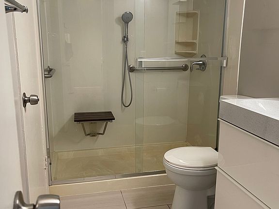 5th image of 4 Anchor Dr Unit 235