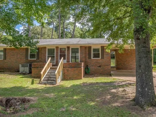 2715 Veterans Memorial Pkwy, Tuscaloosa, AL 35404