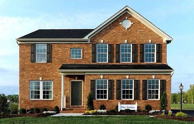 1st image of 7019 Bolelyn Way