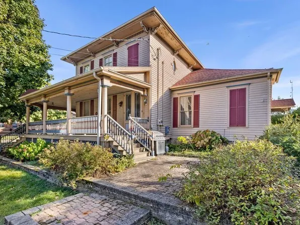 603 Reed St, Pecatonica, IL 61063