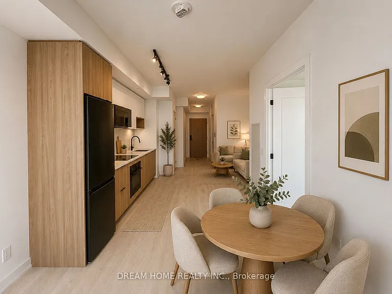 5 Defries St #911 — Photo 25