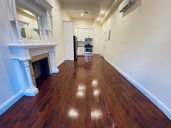 2nd image of 40 W 119th St #3
